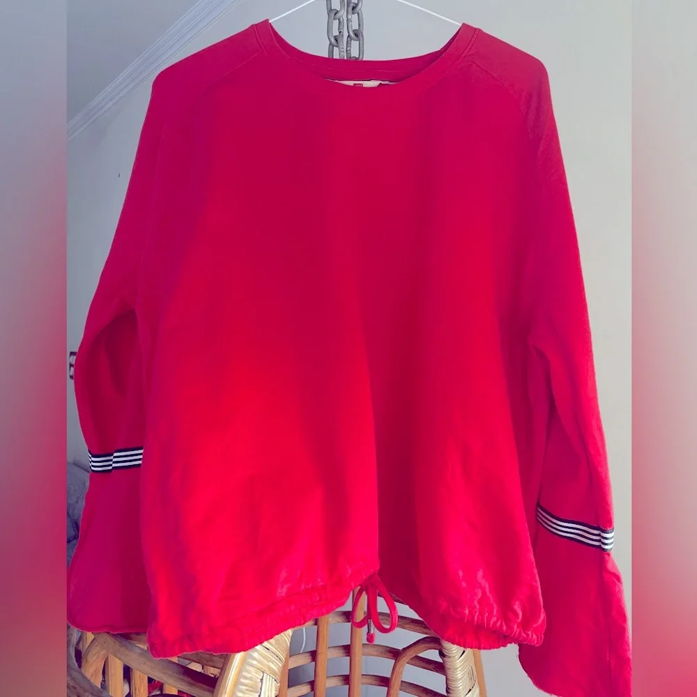Levi’s bell full sleeves bright red top in Size L, stylish loose fit baloon top - Picture 3 of 4